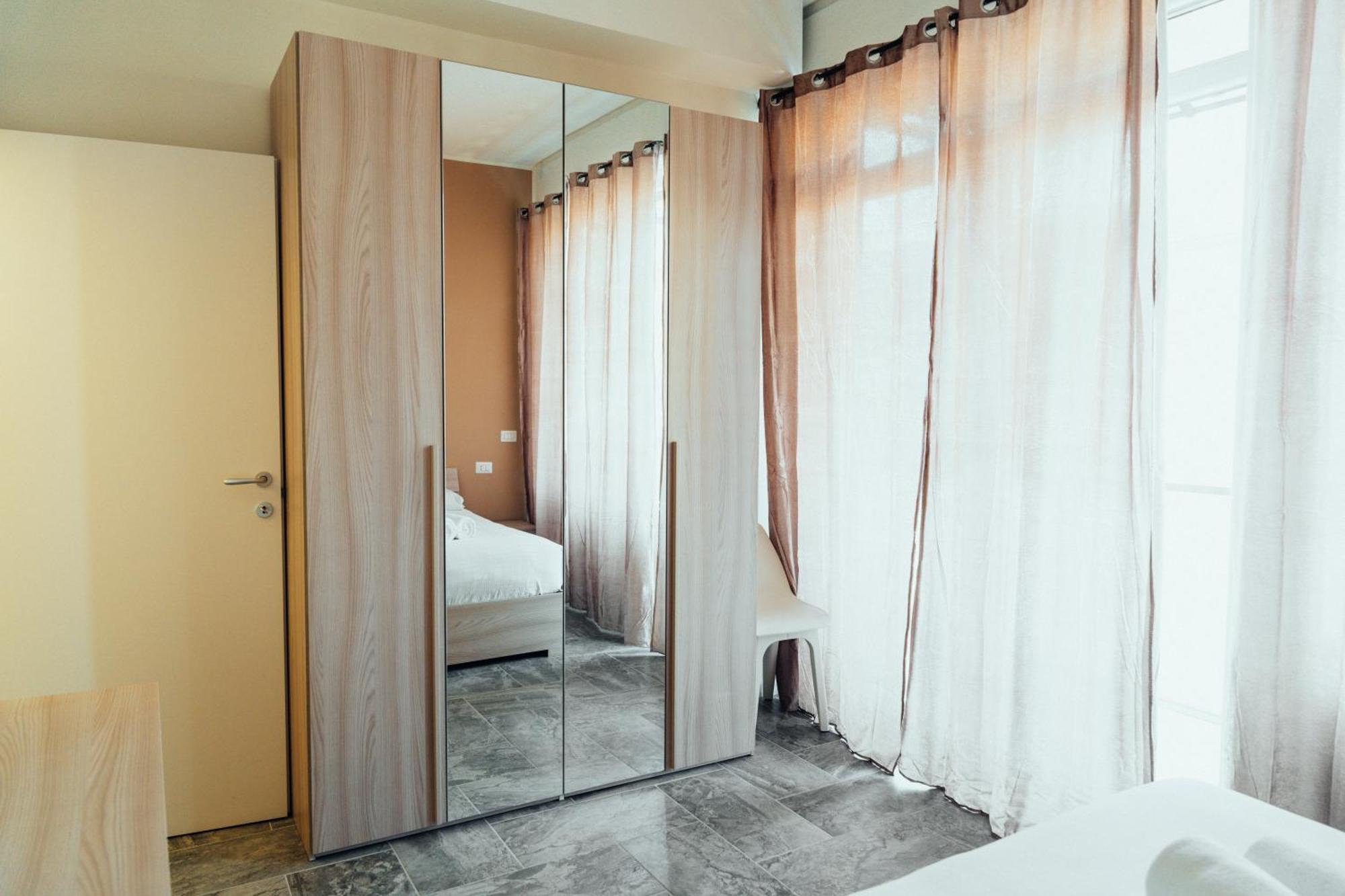 Roberta House Apartment Rozzano Exterior photo